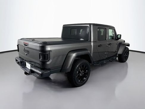 Used 2024 Jeep Gladiator Sport AWD/4WD image 9