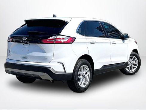 Used 2024 Ford Edge SEL AWD/4WD image 3