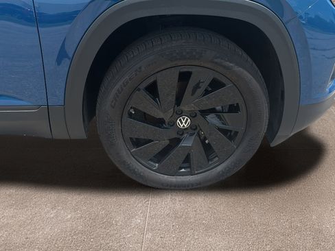 New 2026 Volkswagen Atlas Cross Sport SE AWD/4WD image 9