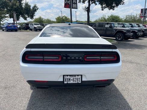 Used 2023 Dodge Challenger SRT Hellcat RWD image 5