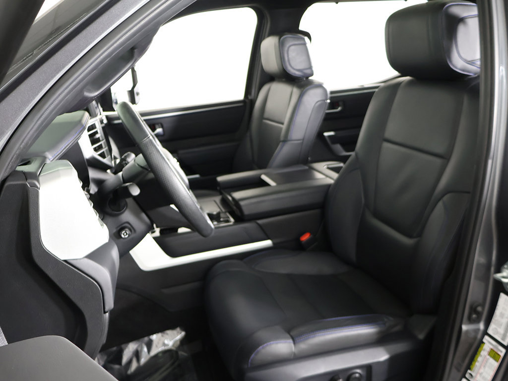 Used 2022 Toyota Tundra Platinum AWD/4WD image 33