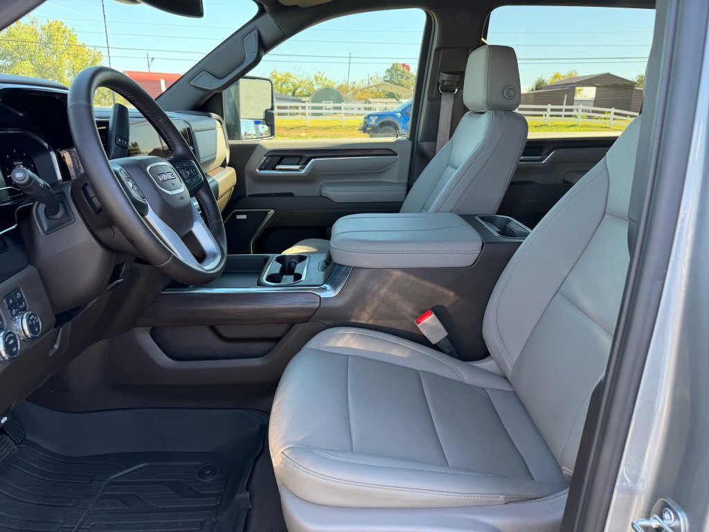 Used 2024 GMC Sierra 2500 SLT w/ SLT Convenience Package AWD/4WD image 10