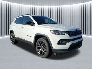 New 2026 Jeep Compass Latitude video 1
