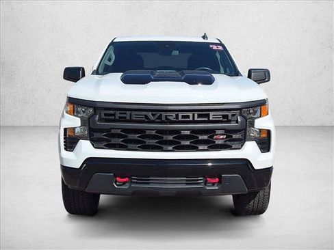 Used 2022 Chevrolet Silverado 1500 Custom Trail Boss w/ LPO, Dark Essentials Package AWD/4WD image 2