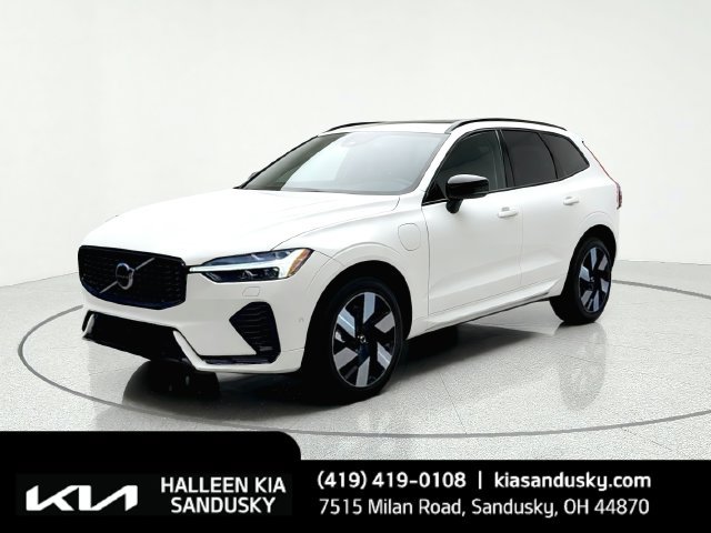 Used 2024 Volvo XC60 T8 Plus w/ Climate Package AWD/4WD image 1