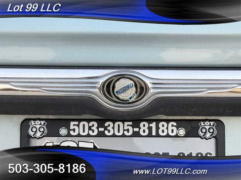 Used 2005 Chrysler Town & Country Touring w/ Luxury Group image 43