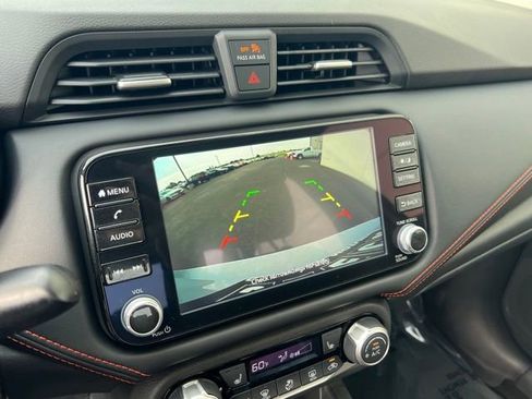 New 2025 Nissan Versa SR w/ Trunk Package image 18