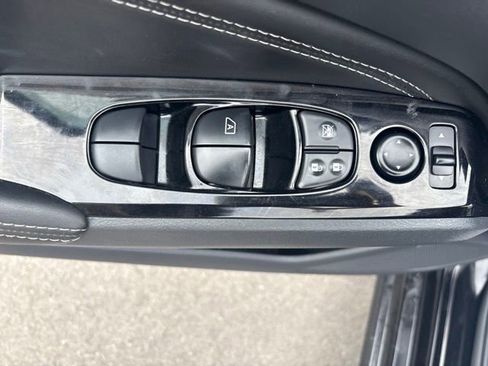 Used 2023 Nissan Altima 2.5 SV w/ SV Premium Package FWD image 27