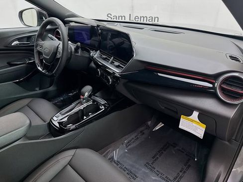 New 2026 Chevrolet Trax RS FWD image 29
