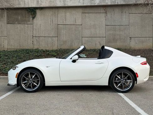 Used 2020 MAZDA MX-5 Miata RF Grand Touring image 13