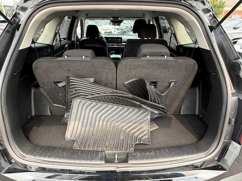 Used 2025 Kia Sorento LX FWD image 29