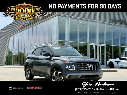 Used 2024 Hyundai Venue Limited FWD image 1