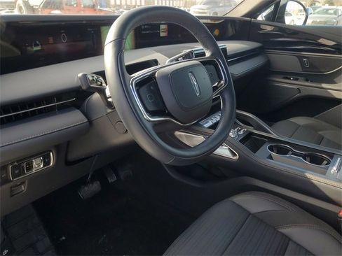 Certified 2024 Lincoln Nautilus Reserve w/ Jet Appearance Package (87T) image 14