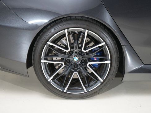 Used 2025 BMW M5 w/ Executive Package image 20