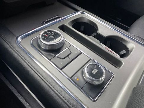 Used 2021 Ford Expedition XLT AWD/4WD image 12