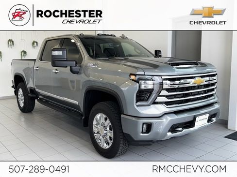 Used 2024 Chevrolet Silverado 3500 High Country w/ High Country Premium Package image 1