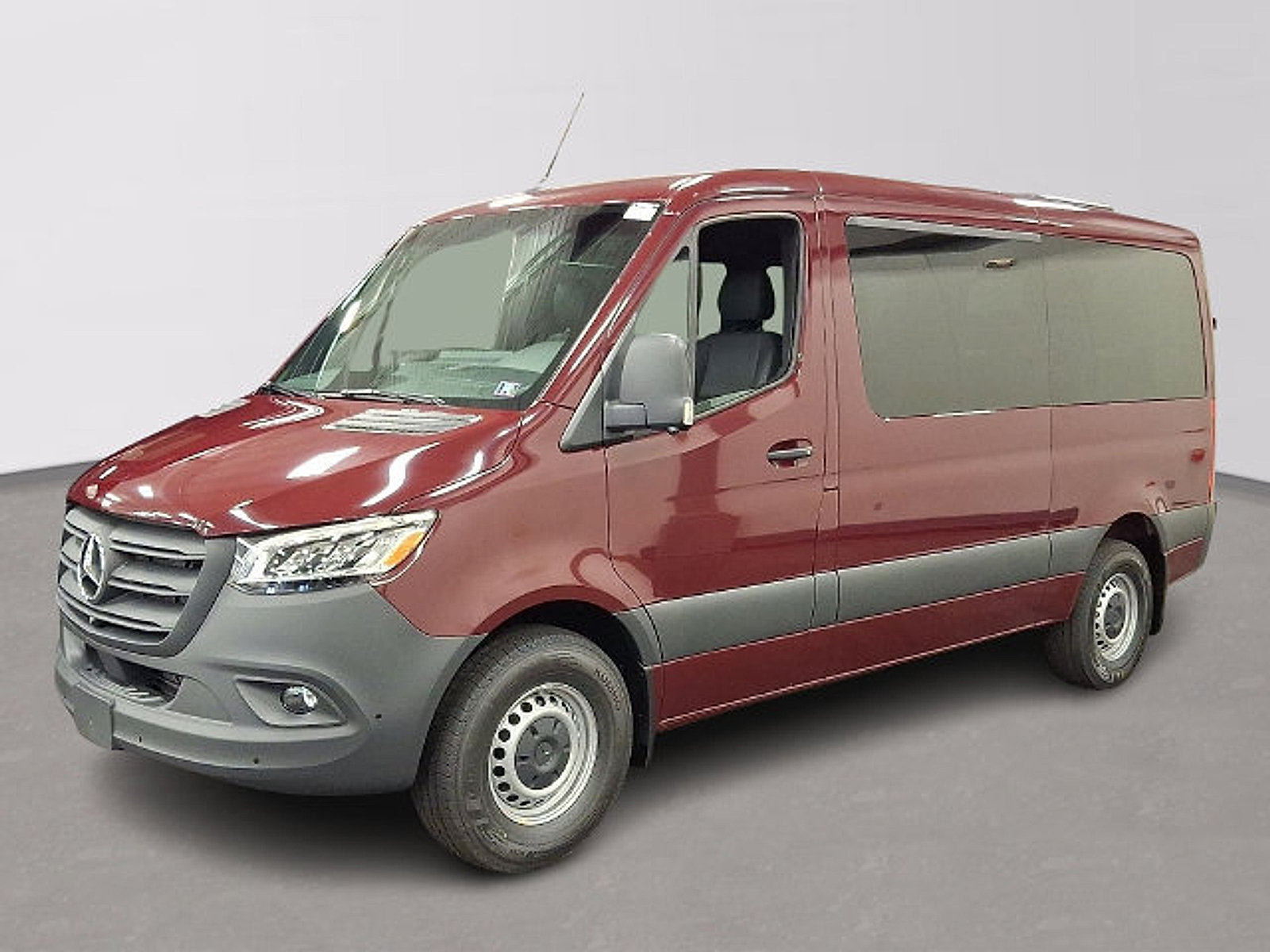 Used 2026 Mercedes-Benz Sprinter 2500 image 1
