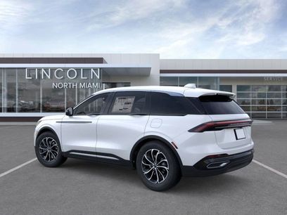 New 2025 Lincoln Nautilus Premier