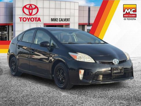 Used 2013 Toyota Prius Three w/ Solar Roof Pkg FWD image 7