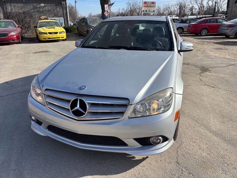 Used 2010 Mercedes-Benz C 300 4MATIC Sedan image 3