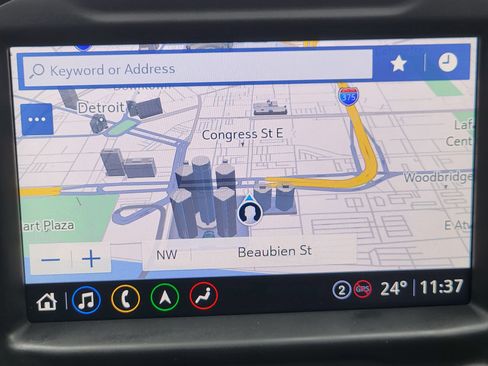 Certified 2022 Chevrolet Silverado 2500 LTZ w/ LTZ Plus Package image 21