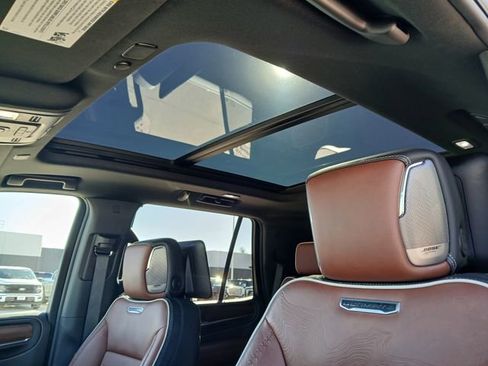 Certified 2024 GMC Yukon Denali Ultimate AWD/4WD image 31