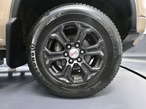 Used 2023 GMC Canyon Elevation w/ Elevation Premium Package AWD/4WD image 18