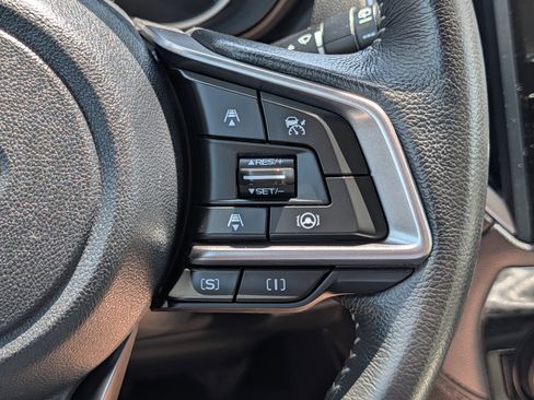 Used 2022 Subaru Forester Premium AWD/4WD image 30