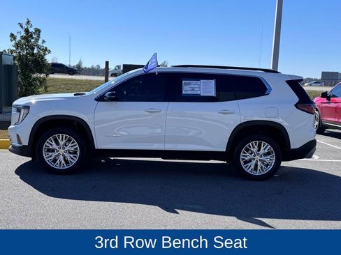 Used 2024 GMC Acadia Elevation image 4