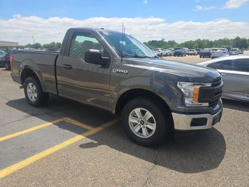 Used 2019 Ford F150 XL w/ Equipment Group 101A Mid RWD image 4