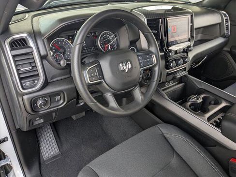 New 2026 RAM 1500 Express AWD/4WD image 3