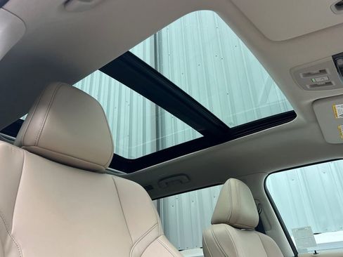 Used 2025 INFINITI QX80 Pure w/ Cargo Package image 18