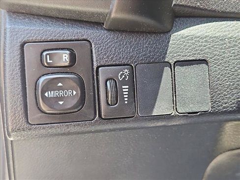 Used 2019 Toyota Corolla LE FWD image 14