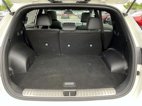 Used 2022 Kia Sportage Nightfall Edition image 11