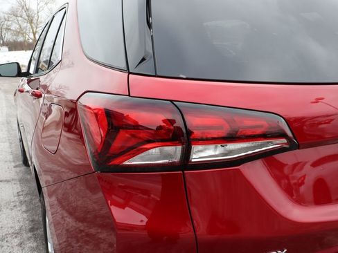 Used 2024 Chevrolet Equinox LT w/ LPO, Floor Liner Package image 26