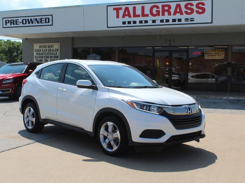 Used 2022 Honda HR-V LX image 1