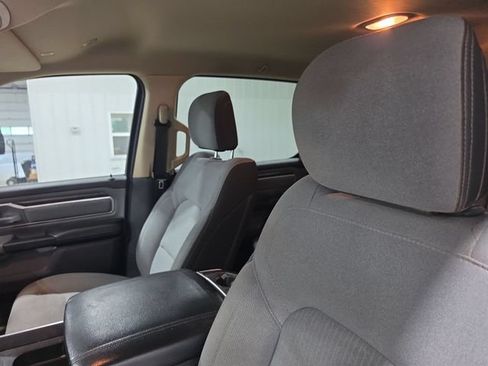 Used 2019 RAM 1500 Big Horn AWD/4WD image 15