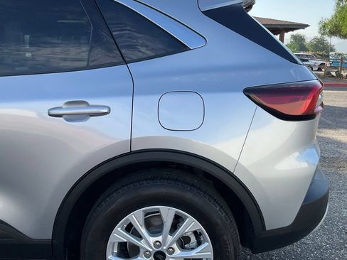 Used 2024 Ford Escape Active w/ Tech Pack #2 FWD image 15