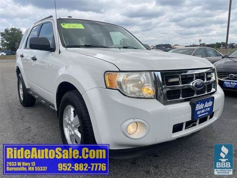 Used 2010 Ford Escape XLT AWD/4WD image 3