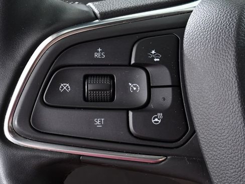 Used 2025 Buick Encore GX Sport Touring w/ Advanced Technology Package AWD/4WD image 32