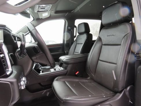 Used 2024 GMC Sierra 2500 Denali image 20