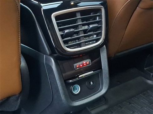 Certified 2023 Lincoln Nautilus Reserve image 12