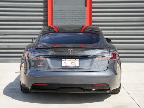 Used 2022 Tesla Model S Plaid image 5