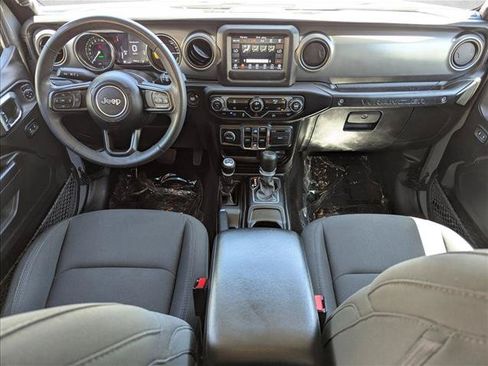 Used 2023 Jeep Wrangler Unlimited AWD/4WD image 17