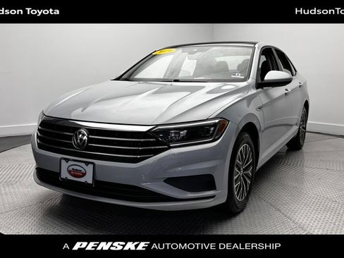 Used 2019 Volkswagen Jetta SEL FWD image 1