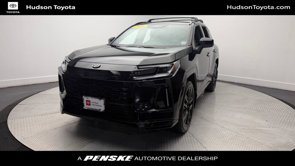 Used 2026 Toyota RAV4 XSE w/ Illumination Package (TMS) AWD/4WD image 1