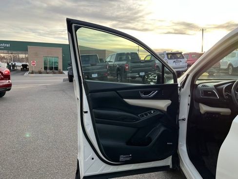 Used 2019 Subaru Ascent Limited image 24