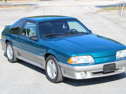 Used 1993 Ford Mustang GT RWD image 13