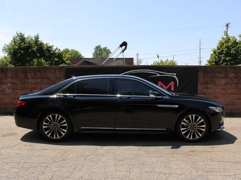 Used 2018 Lincoln Continental Select FWD image 5