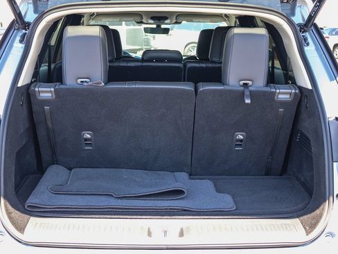 Certified 2026 INFINITI QX60 Luxe w/ Cargo Package FWD image 27
